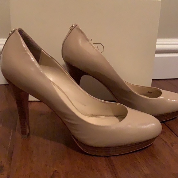 Coach “Leticia” Heels - Picture 4 of 6
